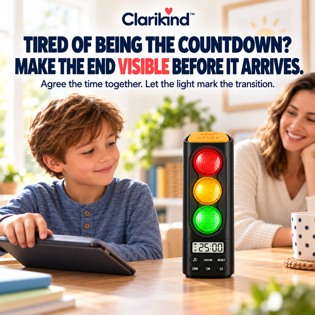 Parent and child using the Clarikind traffic light timer to make the end of screen time visible